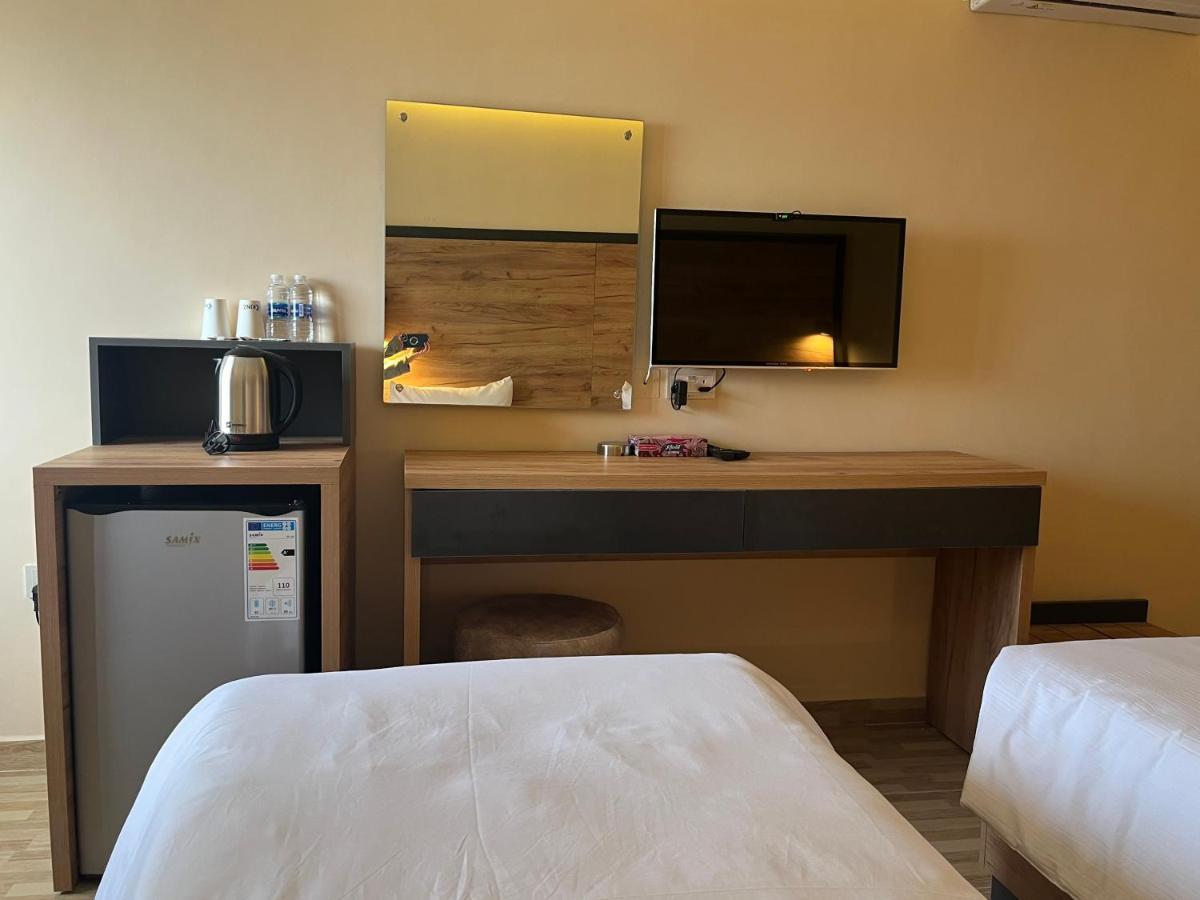 The Palm Hotel Aqaba Luaran gambar